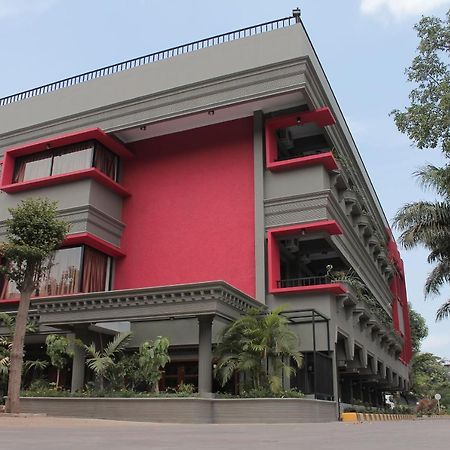 Hotel Oyo 222 M@Jayakarta Esterno foto